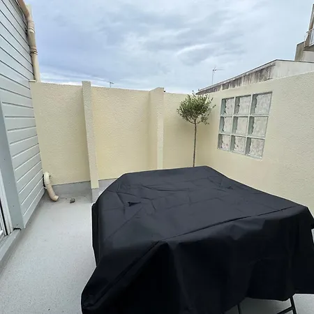 Apartamento T2 A 100m De Et Terrasse